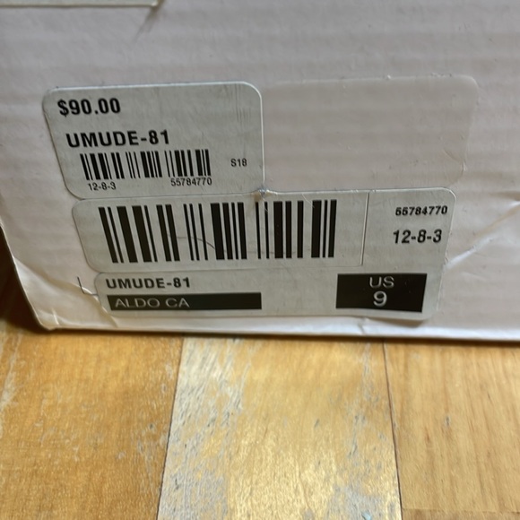 New in box Aldo Umude heeled sandals - Picture 6 of 6